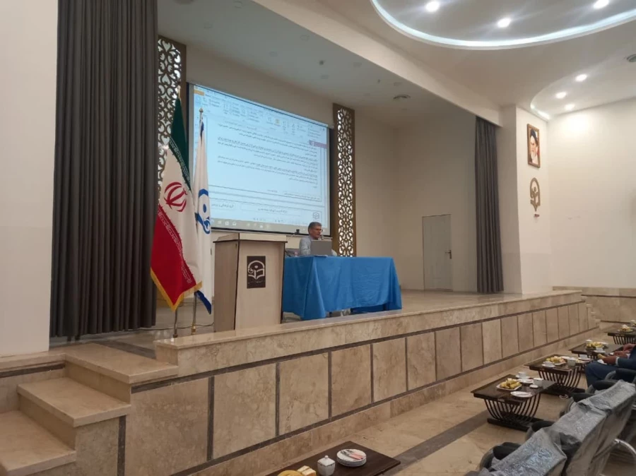 با حضور اساتید راهنما ، و مدیران و معلمان مجری طرح کارورزی برگزار شد : 
نخستین کارگاه آموزشی کارورزی 4