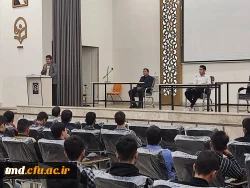 با حضور دانشجویان خوابگاهی ورودی 1402 برگزار شد . 
جلسه  توجیهی ارائه قوانین و مقررات  خوابگاهی با حضور سرپرستان شبانه روزی  2