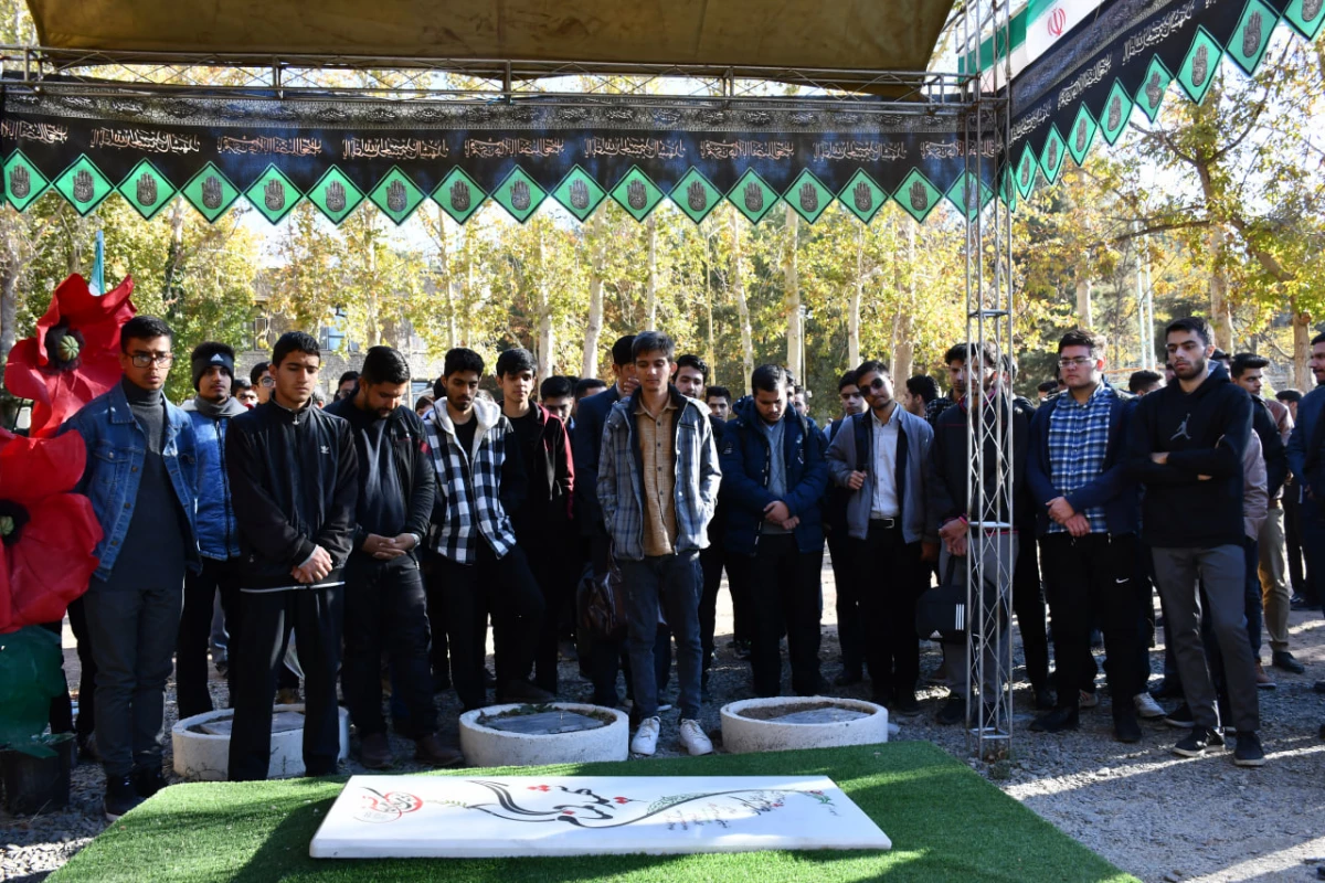 همزمان با حضور دانشجویان نو ورود و در اردوگاه بین المللی شهید رجایی برگزار شد : 
آیین آغاز سال تحصیلی و استقبال از دانشجویان ورودی 1402 3