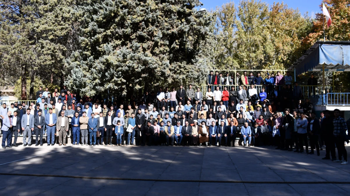 همزمان با حضور دانشجویان نو ورود و در اردوگاه بین المللی شهید رجایی برگزار شد : 
آیین آغاز سال تحصیلی و استقبال از دانشجویان ورودی 1402 16