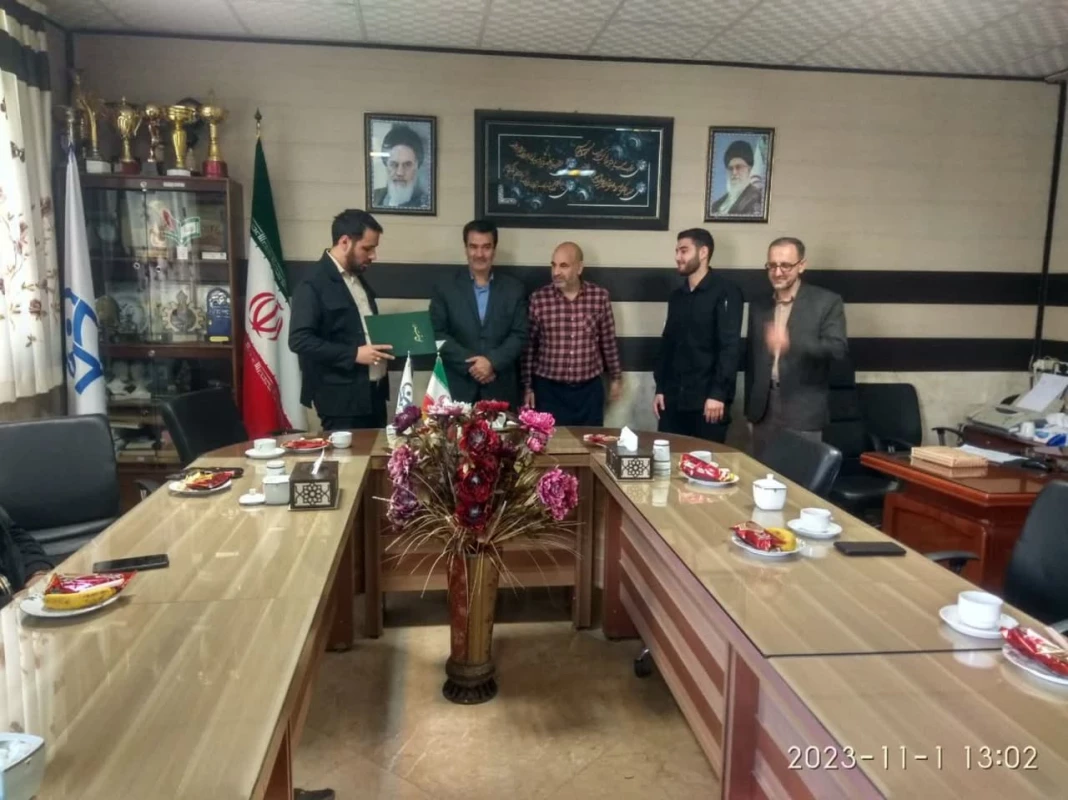 با حضور مسئول بسیج دانشجویی شهرستان نیشابور برگزار شد : 
مراسم تودیع و معارفه مسئول بسیج دانشجویی واحد دانشور  2