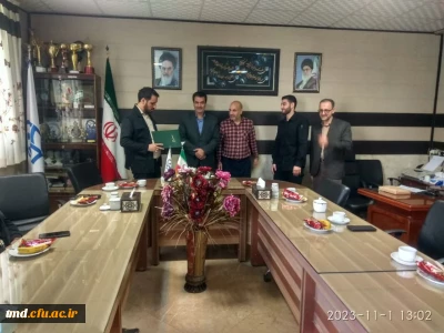 با حضور مسئول بسیج دانشجویی شهرستان نیشابور برگزار شد : 
مراسم تودیع و معارفه مسئول بسیج دانشجویی واحد دانشور 