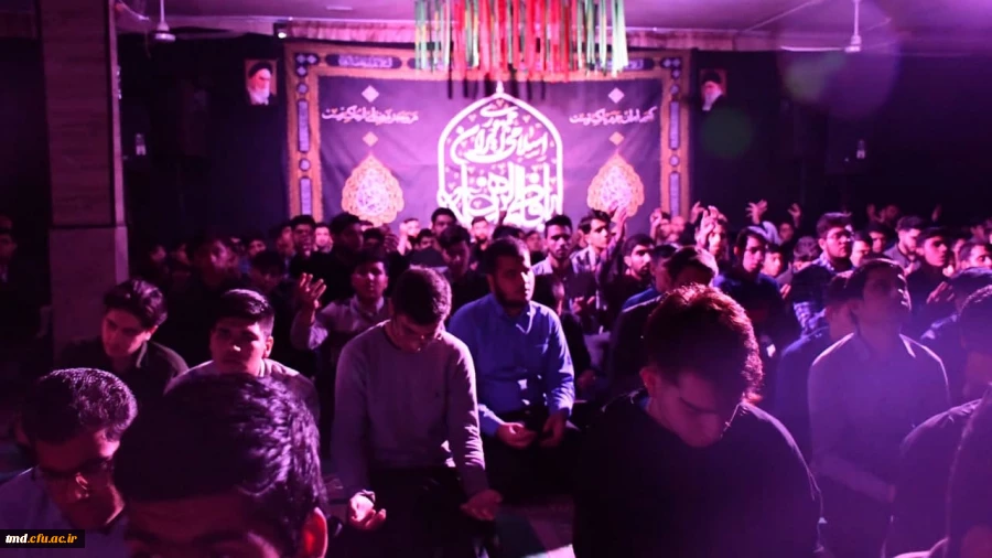 همزمان با ایام غمبار شهادت حضرت زهرا ( سلام الله علیها ) و با استقبال بی نظیر و غیر قابل توصیف دانشجویان برگزار شد : 
مراسم استقبال از شهید گمنام و سوگواری حضرت زهرا ( سلام الله علیها )  2