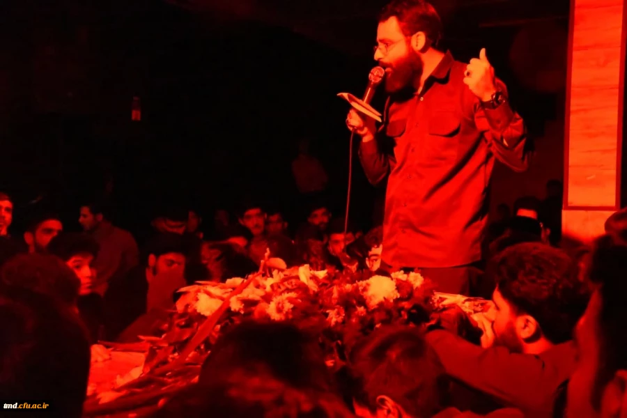 همزمان با ایام غمبار شهادت حضرت زهرا ( سلام الله علیها ) و با استقبال بی نظیر و غیر قابل توصیف دانشجویان برگزار شد : 
مراسم استقبال از شهید گمنام و سوگواری حضرت زهرا ( سلام الله علیها )  8