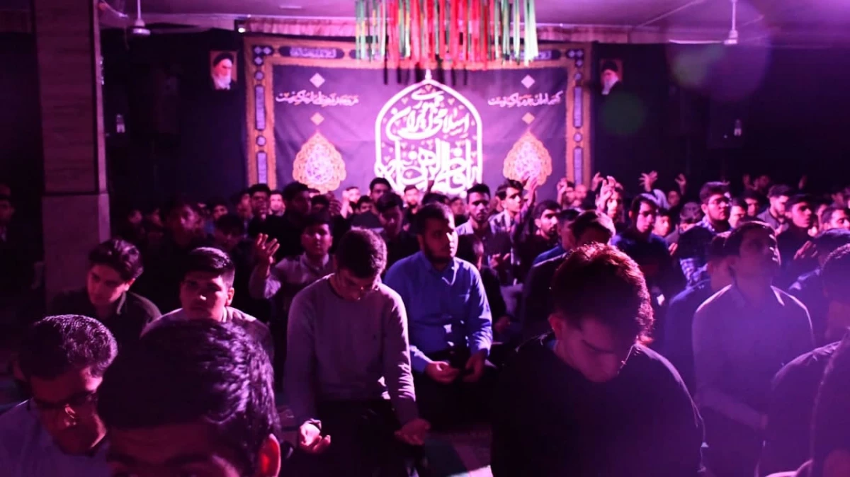 همزمان با ایام غمبار شهادت حضرت زهرا ( سلام الله علیها ) و با استقبال بی نظیر و غیر قابل توصیف دانشجویان برگزار شد : 
مراسم استقبال از شهید گمنام و سوگواری حضرت زهرا ( سلام الله علیها )  2