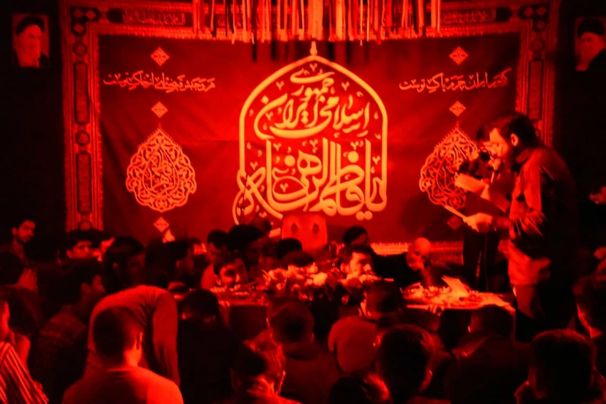 همزمان با ایام غمبار شهادت حضرت زهرا ( سلام الله علیها ) و با استقبال بی نظیر و غیر قابل توصیف دانشجویان برگزار شد : 
مراسم استقبال از شهید گمنام و سوگواری حضرت زهرا ( سلام الله علیها )  7