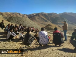 همزمان با هفته پژوهش و در راستای درس آموزش علوم تجربی برگزار شد : 
بازدید علمی دانشجویان مقطع کاردانی از روستای بقیع و آشنایی با انواع سنگها و پیدایش فسیل  5