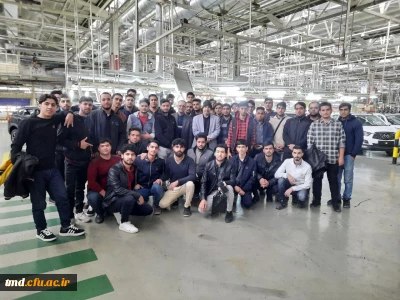 همزمان با هفته پژوهش برگزار شد : 
بازدید علمی دانشجویان از مجموعه شرکت ایران خودرو خراسان رضوی 