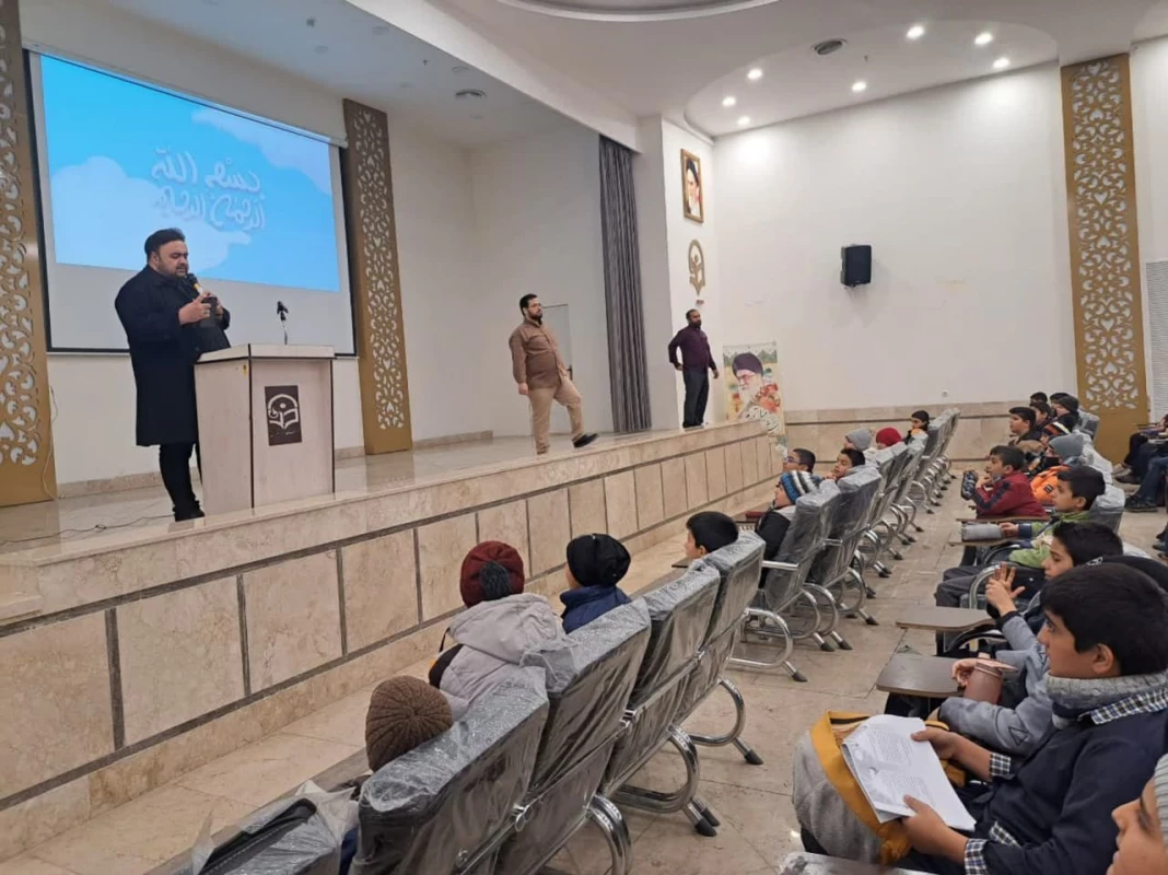 همزمان با ایام الله دهه مبارک فجر و به میزبانی واحد دانشور برگزار شد : 
برگزاری مسابقات فرهنگی قرآن وعترت دانش آموزان شهرستان نیشابور  4