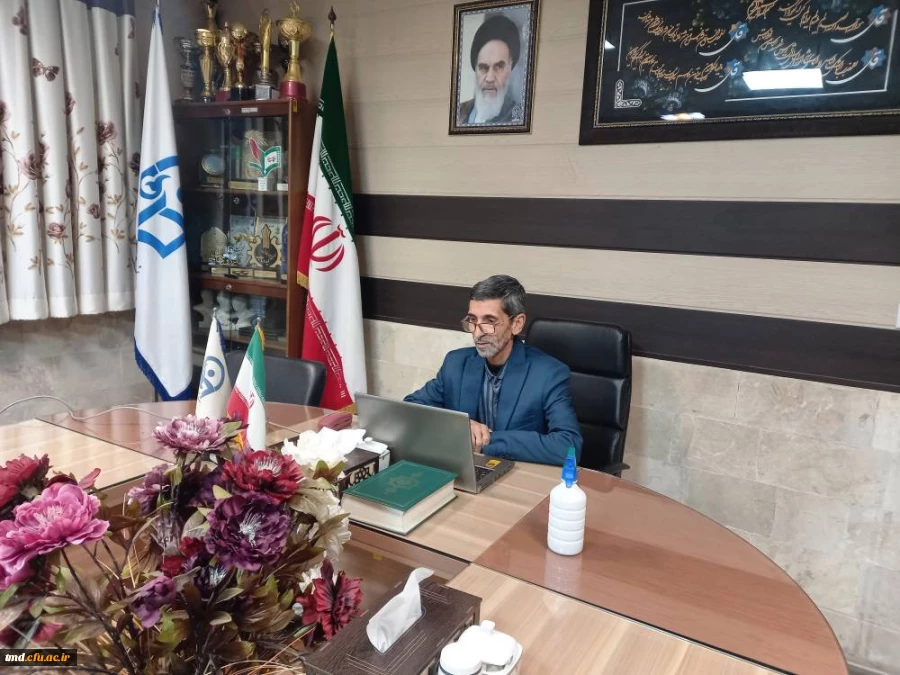 همزمان با ایام الله دهه مبارک فجر انجام شد : 
برگزاری کارگاه آموزشی آشنایی با مردم سالاری دینی  2