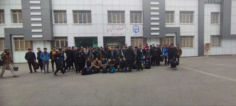 با حضور پرشور دانشجویان واحد دانشور انجام شد:
اعزام دانشجویان به اردوی راهیان نور   2