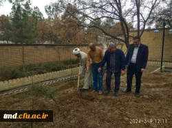 همزمان با روز درختکاری انجام شد : 
غرس سه عدد نهال مثمر در محوطه دانشگاه فرهنگیان واحد دانشور  3