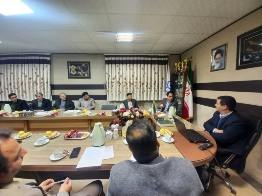 با حضور اساتید درس کارورزی 2 و 4 برگزار شد : 
کارگاه آموزشی و هماهنگی بین مدرسان درس کارورزی  3