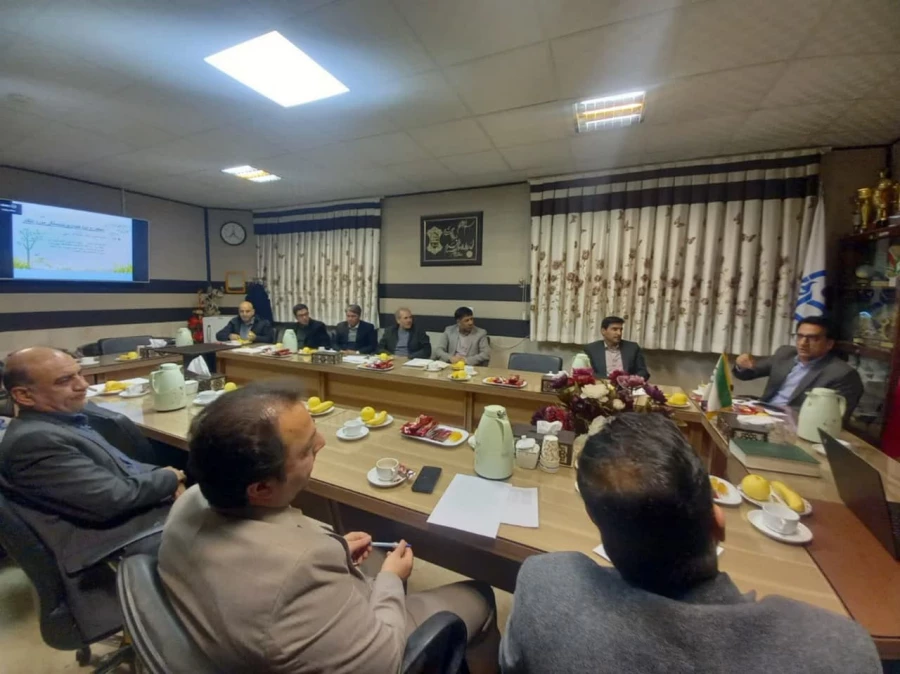 با حضور اساتید درس کارورزی 2 و 4 برگزار شد : 
کارگاه آموزشی و هماهنگی بین مدرسان درس کارورزی  4