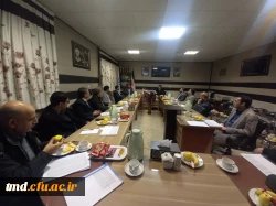 با حضور اساتید درس کارورزی 2 و 4 برگزار شد : 
کارگاه آموزشی و هماهنگی بین مدرسان درس کارورزی  5