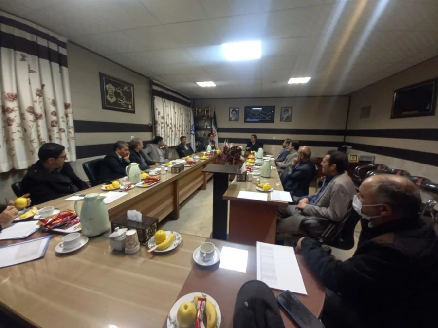 با حضور اساتید درس کارورزی 2 و 4 برگزار شد : 
کارگاه آموزشی و هماهنگی بین مدرسان درس کارورزی  6