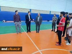 با حضور دکتر تقی پور ، مدیر امور پردیسها و مراکز استان خراسان رضوی انجام شد : 
جلسه شورای اداری واحد دانشور و بازدید از بخشهای مختلف دانشگاه  7