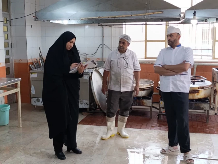 با حضور دکتر تقی پور ، مدیر امور پردیسها و مراکز استان خراسان رضوی انجام شد : 
جلسه شورای اداری واحد دانشور و بازدید از بخشهای مختلف دانشگاه  8