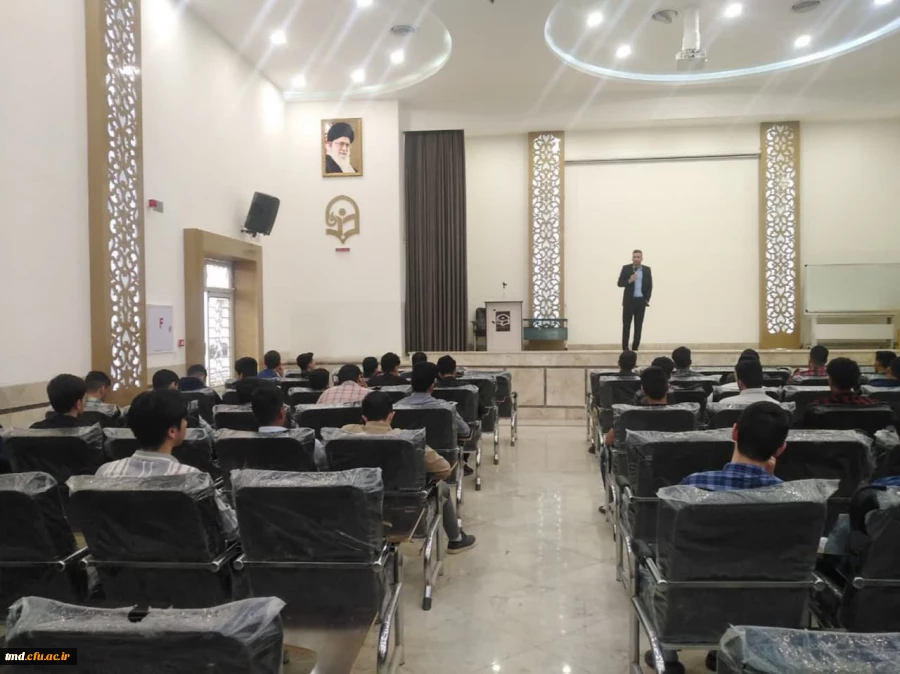 همزمان با هفته سلامت برگزار شد : 
کارگاه آموزشی اصول تغذیه سالم  ویژه دانشجویان  2