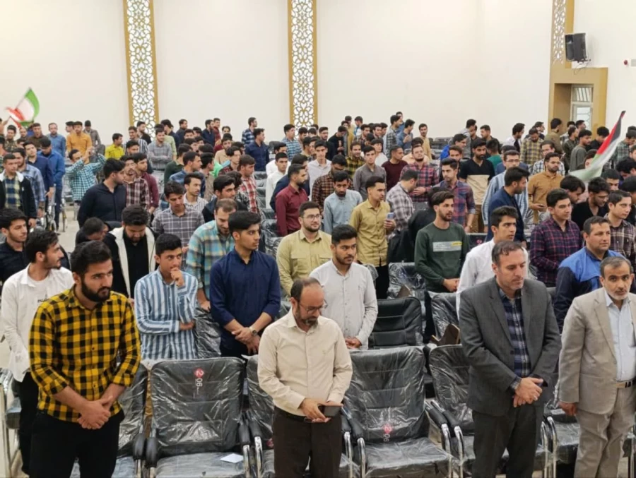 همراه و همگام با دانشجویان سراسر کشور انجام شد : 
تجمع دانشجویان واحد دانشور در محکومیت عملکرد شنیع آمریکا و برخورد با دانشجویان حامی فلسطین  6