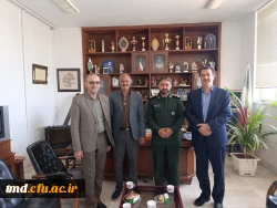 همزمان با عملیات  غرورآفرین وعده صادق انجام شد . 
دیدار کارکنان و اساتید دانشگاه فرهنگیان واحد دانشور با سرهنگ نیک یاد فرمانده بسیج ناحیه سپاه پاسداران انقلاب اسلامی نیشابور 2