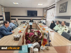 همزمان با دهه سرآمدی آموزش انجام شد : 
حضور سرهنگ سوقندی فرمانده کلانتری 12 شهرستان نیشابور و همکاران در واحد دانشور  2