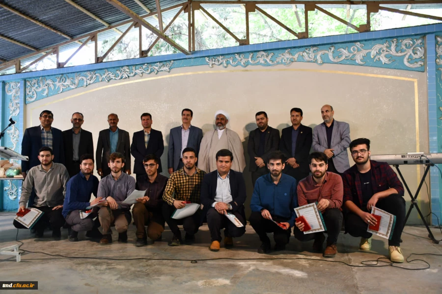 همزمان با دهه سرآمدی آموزش و با حضور پرشور دانشجویان و اساتید واحد دانشور برگزار شد : 
جشن بزرگ ((سپاس معلم))    11