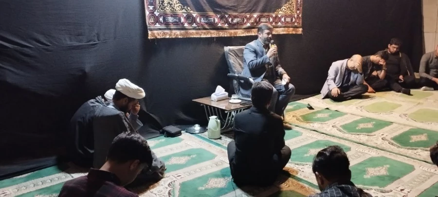 همزمان با ایام شهادت حضرت امام جعفر صادق ( علیه السلام ) برگزار شد : 
مراسم سخنرانی و عزاداری دانشجویان واحد دانشور نیشابور  7