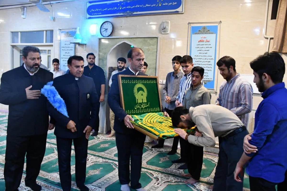 همزمان با دهه پر فیض کرامت و هفته سراهای دانشجویی برگزار شد : 
جشن میلاد حضرت معصومه و حضور خادمان امام رضا (ع)  2