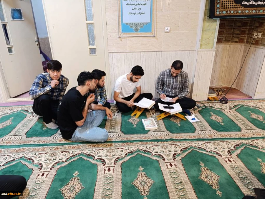 با حضور دانشجویان ورودی 1400 و در راستای نظام نامه فرهنگی دانشجویان انجام شد : 
برگزاری آزمون های سواد قرآنی  2