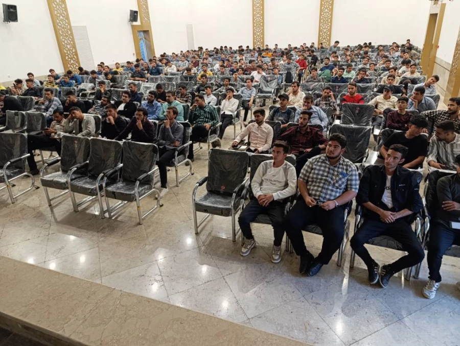 باحضور کارشناسان ستاد اقامه نماز استان خراسان رضوی برگزار شد : 
برگزاری کارگاه آموزشی معرفتی معراج با موضوع نماز ویژه دانشجویان ورودی 1402 6