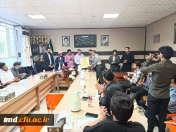 همزمان با میلاد مسعود امام هادی (ع) و دهه ولایت انجام شد : 
تجلیل از گروههای جهادی ( دانشجویان بسیجی واحد دانشور ) 8