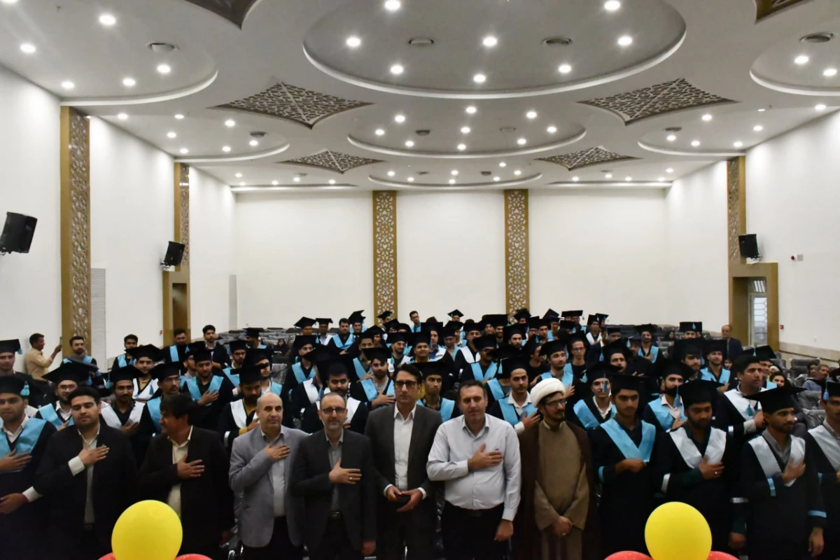 همزمان با فرارسیدن عید سعید غدیر انجام شد : 
آئین دانش آموختگی دانشجویان ورودی 1399 واحد دانشور نیشابور  7