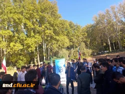 همزمان با ورود دانشجویان ورودی 1403 برگزار شد . 
آئین  استقبال از دانشجویان جدید الورود و مراسم آغازین سال تحصیلی 1404-1403 2