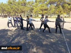 همزمان با ورود دانشجویان ورودی 1403 برگزار شد . 
آئین  استقبال از دانشجویان جدید الورود و مراسم آغازین سال تحصیلی 1404-1403 6