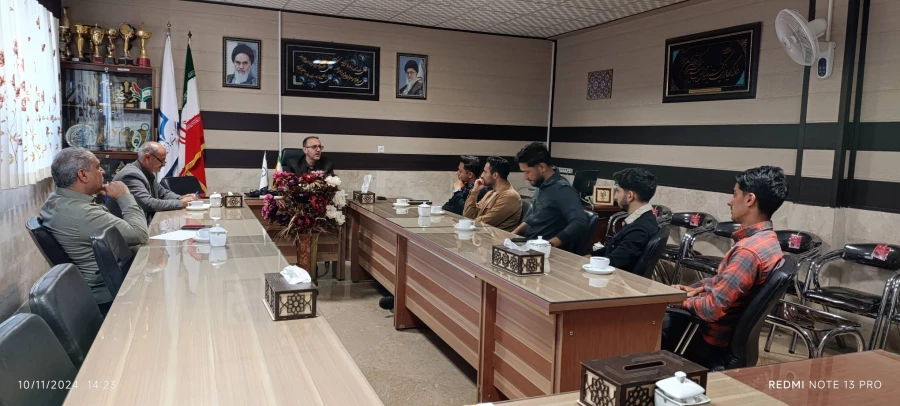 با حضور اعضای شورای صنفی و رفاهی واحد دانشور برگزار شد . 
جلسه هماهنگی امور تغذیه دانشجویان  3