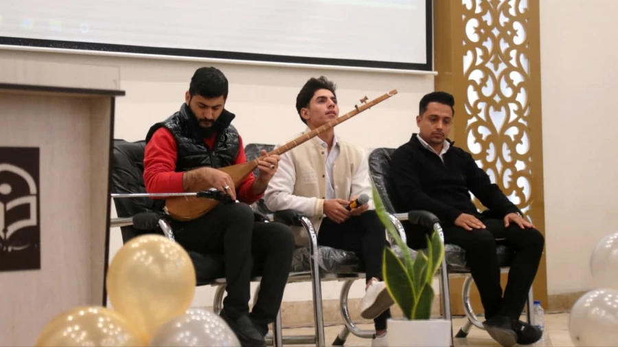 با حضور پرشور دانشجویان و همزمان با روز دانشجو برگزار شد : 
آئین گرامی داشت روز دانشجو و تجلیل از برترین های علمی ، فرهنگی و ورزشی  9