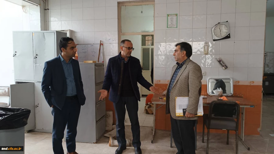 همزمان با دهه مبارک فجر انجام شد : 
بازدید کارشناسان حوزه مالی سازمان مرکزی از واحد دانشور نیشابور  2