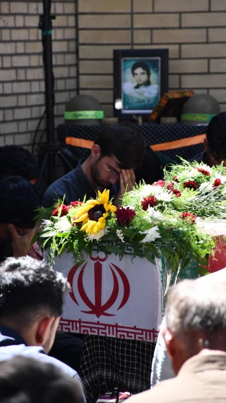 همزمان با ایام شهادت امام جعفر صادق ( ع) انجام شد : 
مراسم استقبال از شهید علی اصغر مرشدلو از شهدای تازه تفحص شده  2