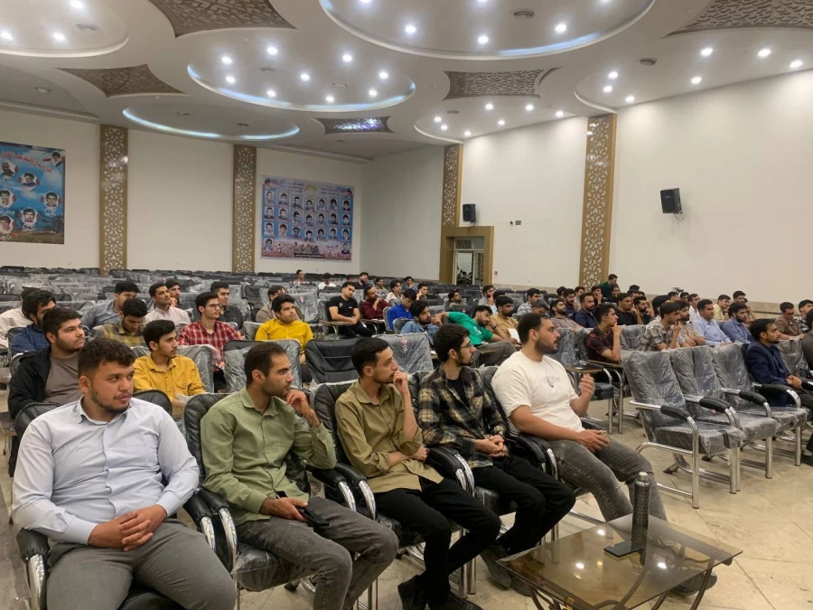 با حضور استاد دکتر کاظم صدیقی ( مشاور خانواده ) برگزار شد : 
کارگاه آموزشی بایسته های قبل از ازدواج  5