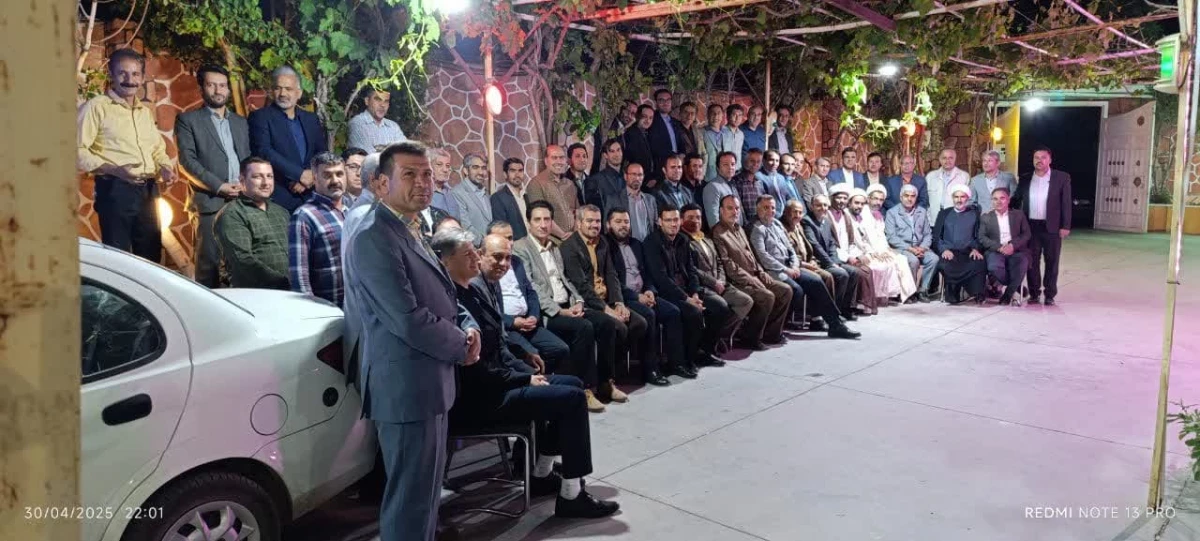 همزمان با ایام بزرگداشت مقام معلم انجام شد : 
مراسم تجلیل و تکریم اساتید دانشگاه فرهنگیان واحد دانشور نیشابور  4