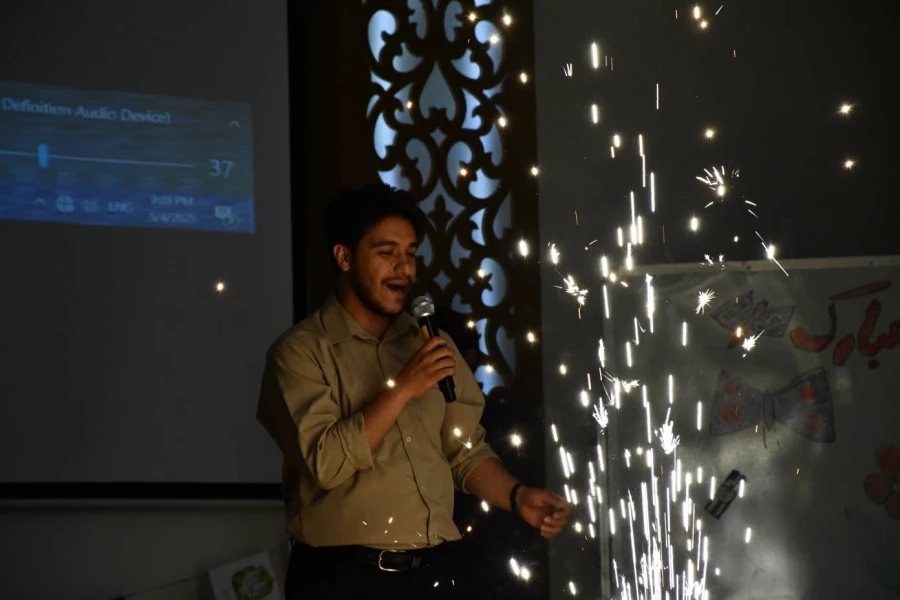 همزمان با ایام بزرگداشت مقام معلم انجام شد : 
جشن بزرگ سلام معلم  7