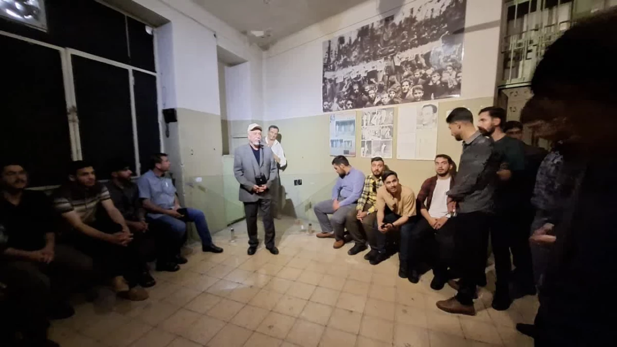 همزمان با برگزاری نمایشگاه بین المللی  کتاب برگزار شد : 
حضور دانشجویان واحد دانشور در اردوی بازدید از نمایشگاه کتاب  10