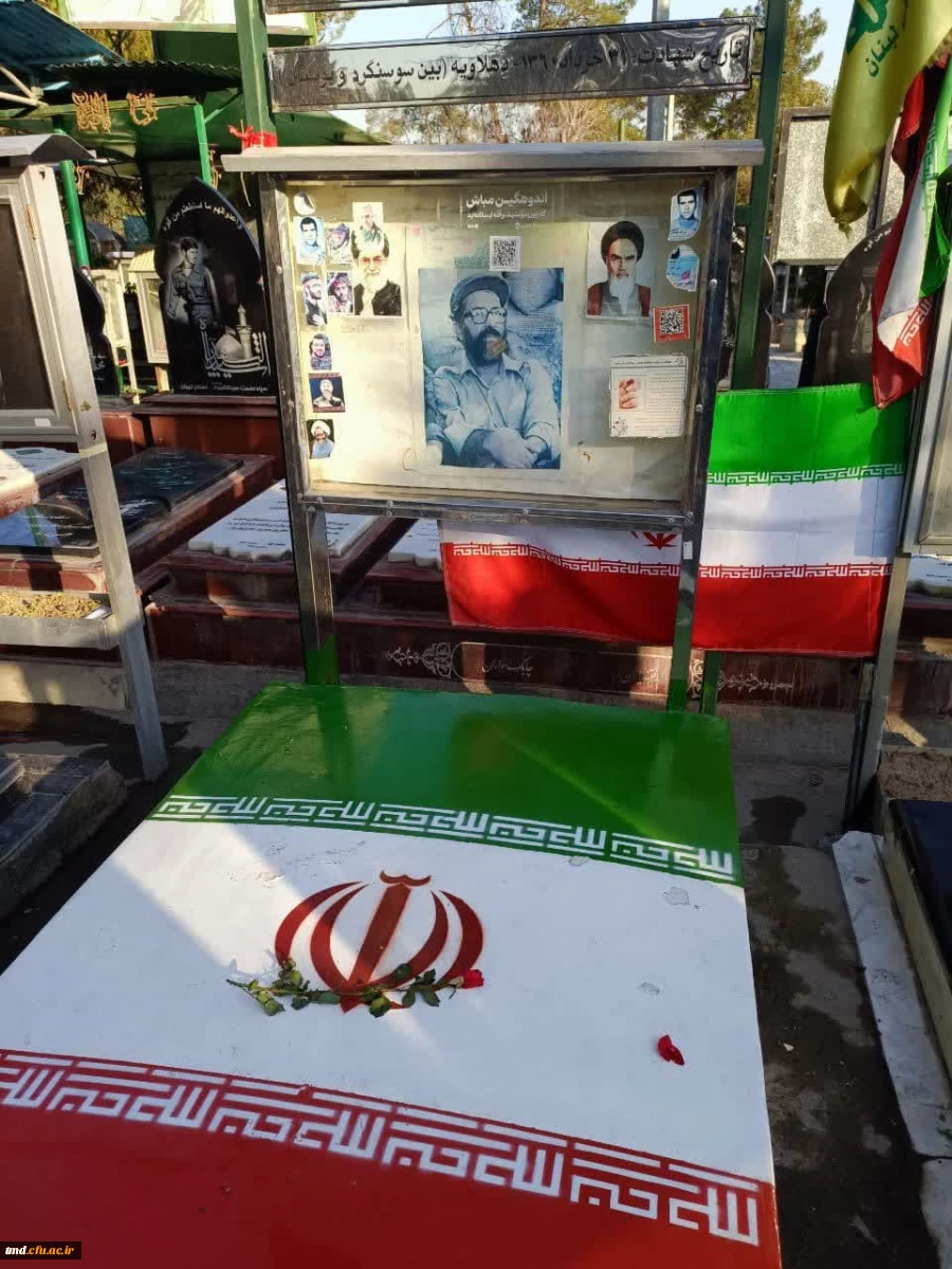 همزمان با برگزاری نمایشگاه بین المللی  کتاب برگزار شد : 
حضور دانشجویان واحد دانشور در اردوی بازدید از نمایشگاه کتاب  13