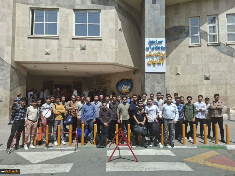 همزمان با هفته سراهای دانشجویی برگزار شد : 
اردوی زیارتی تفریحی مشهد مقدس  2