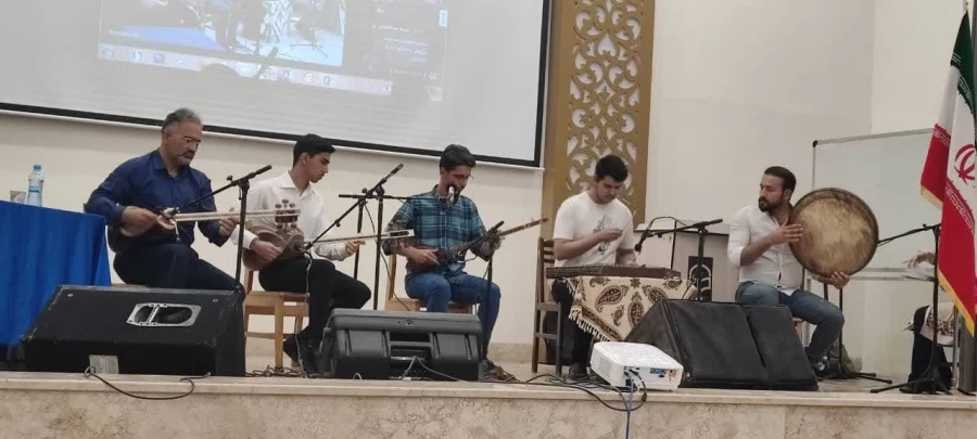 همزمان با روز جهانی خیام و هفته بهار ریاضیات انجام شد : 
همایش آموزش ریاضی  8