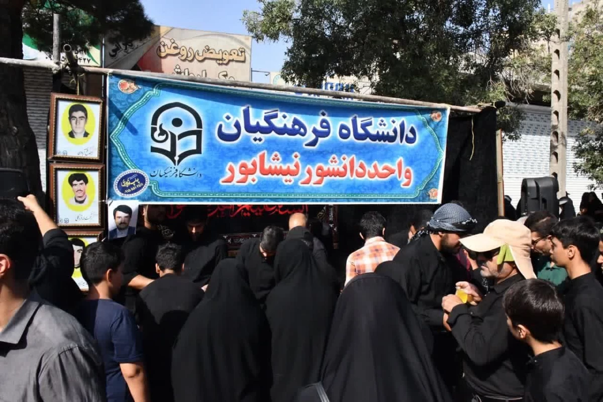 همزمان با روز اربعین حسینی انجام شد:
برپایی موکب پذیرایی 8