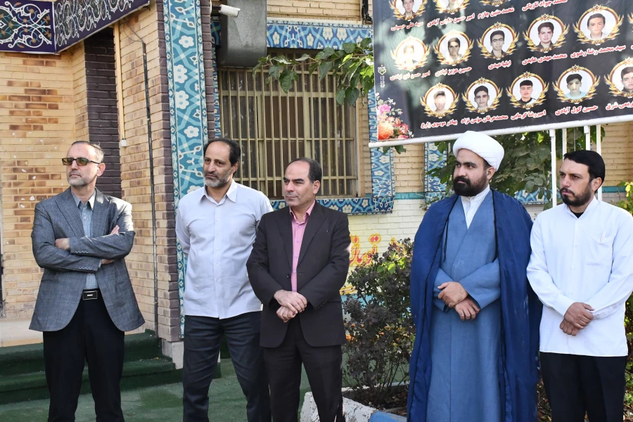 حضور دکتر عربخانی ریاست دانشگاه فرهنگیان واحد دانشور نیشابور در مراسم بازگشایی مدارس و نواخته شدن زنگ مهر 5