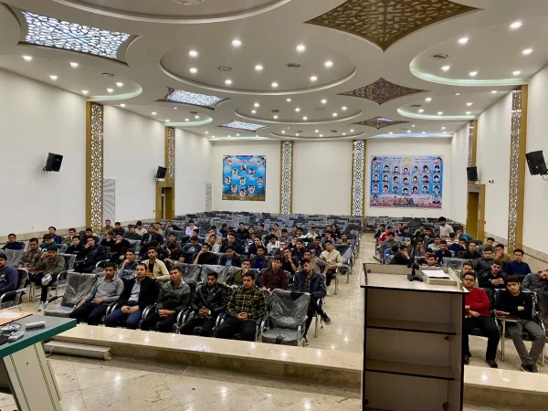 اولین جلسه توجیهی سرپرستان شبانه روزی با دانشجویان جدید الورود واحد دانشور 2