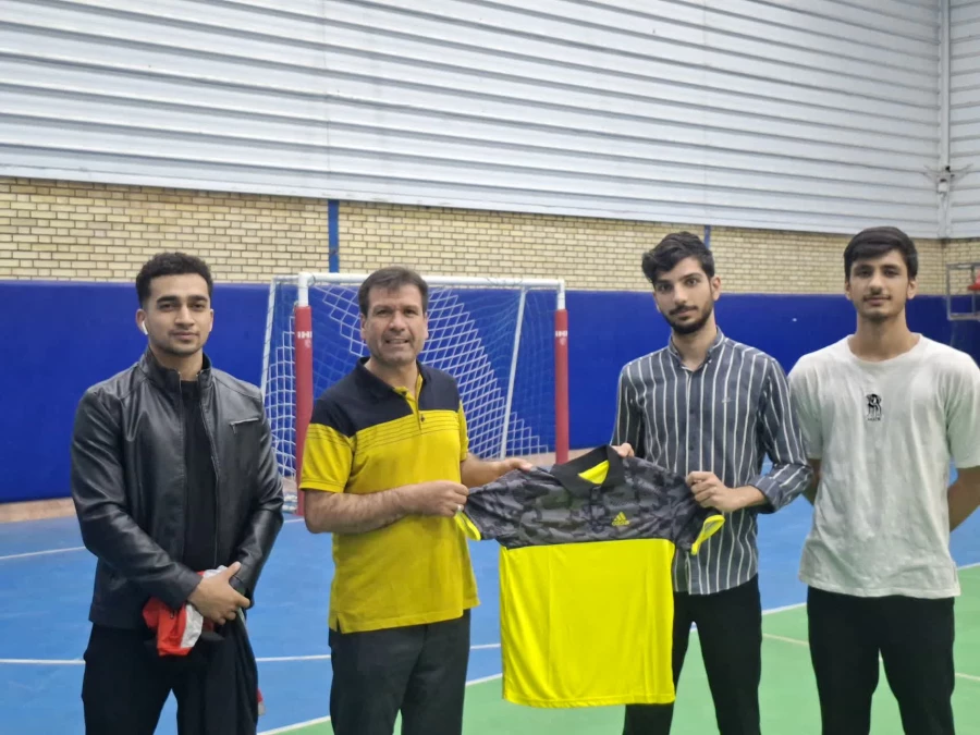 به مناسبت هفته تربیت بدنی انجام شد:
برگزاری مسابقات ورزشی دانشجویی همراه با اهدای جوایز 2